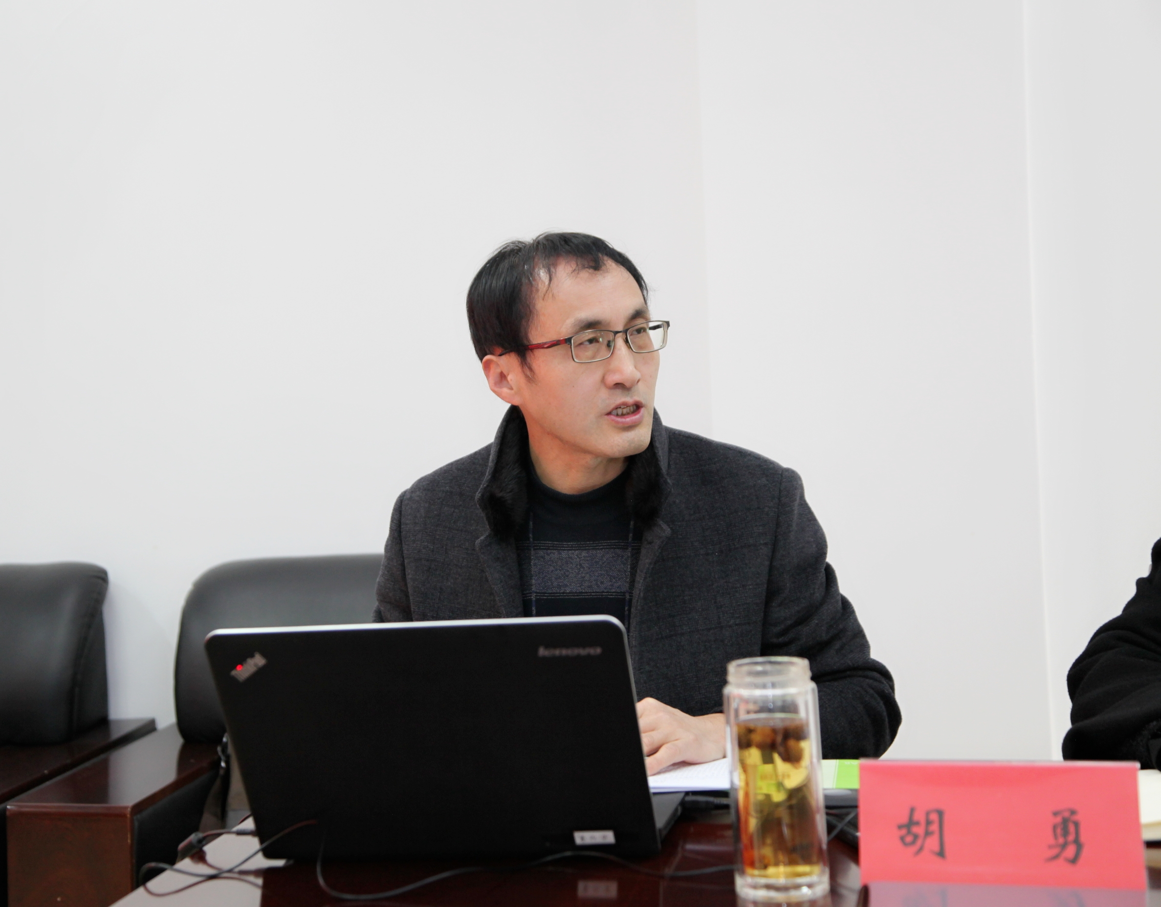 党委委员、宣传部部长胡勇领学习近平总书记在全国两会期间发表的系列重